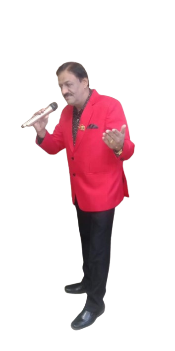 Rajesh Bajaj performing live at a wedding celebration